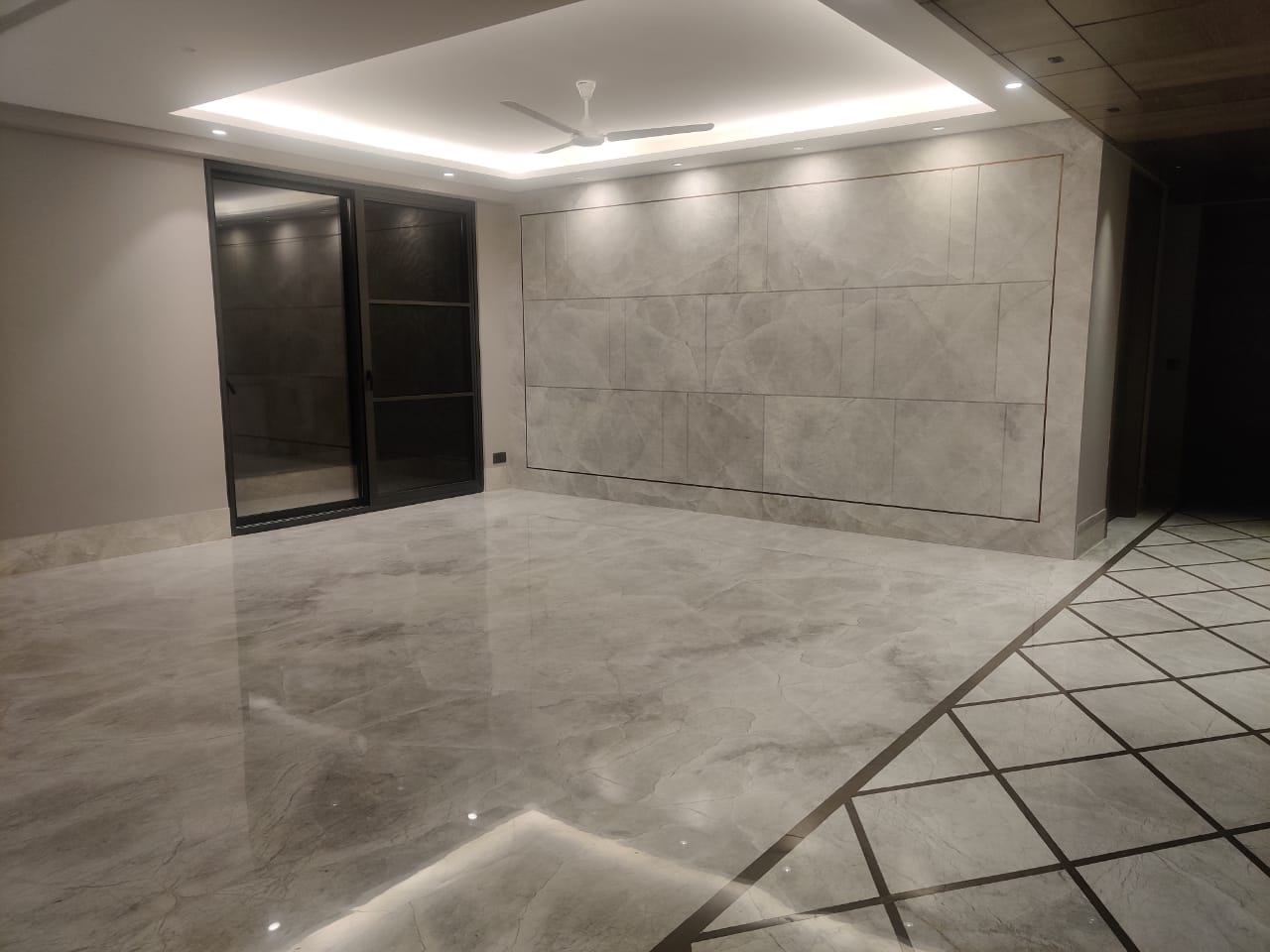 4 BHK Luxurious 600Sqyds Apartment For Sale In Vasant Vihar