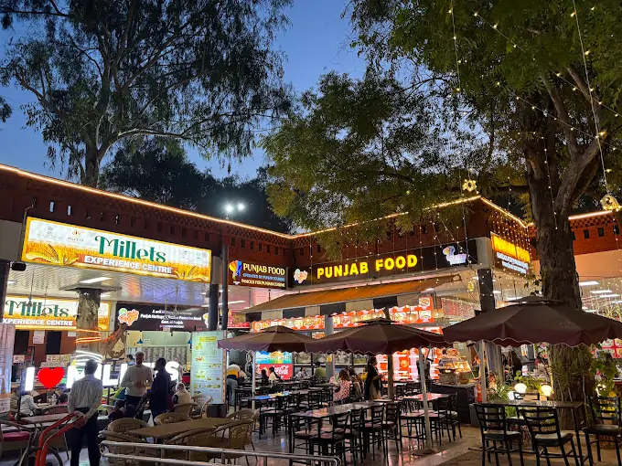Dilli Haat Near Safdarjung Enclave